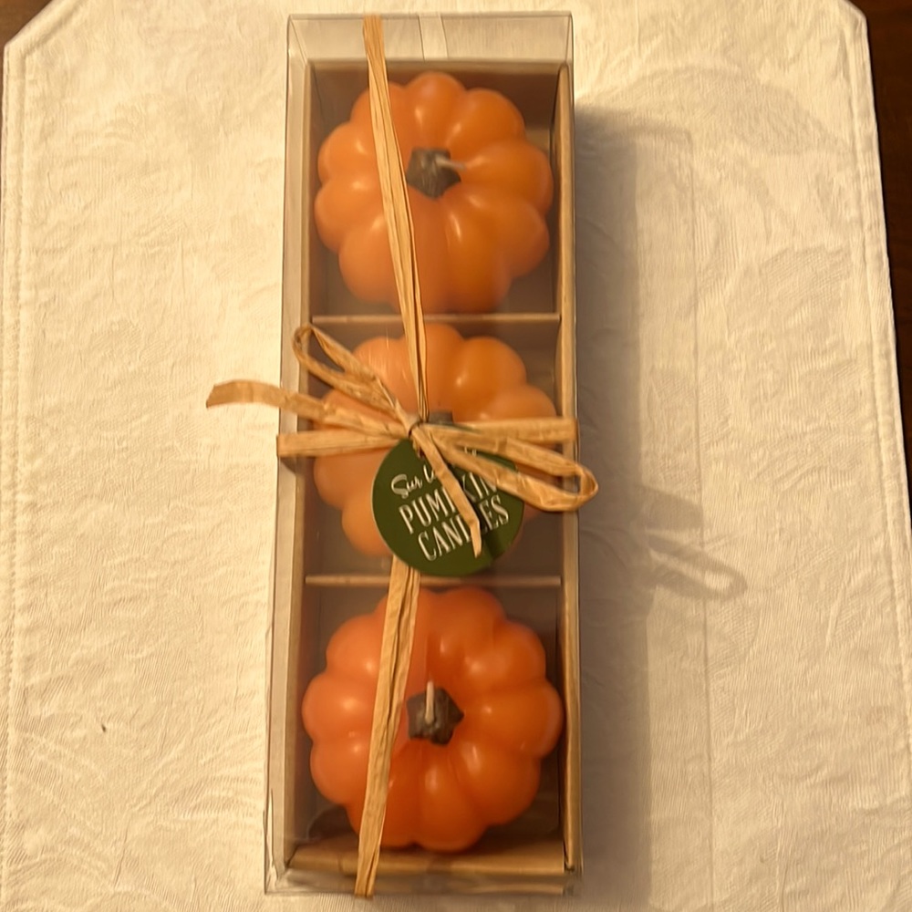 3 Pumpkin Candles